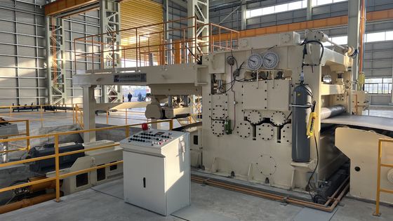 Стальная катушка разворачивает и режет по длине высокая производительность
