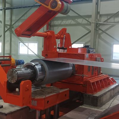 Стальная катушка разворачивает линию выпрямления, разрезания и перевертывания для экономии пространства