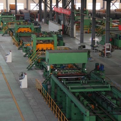 Длинная эксплуатационная продолжительность Centering Slitting Machine for Mobile Shear Conveying Blanking 2023