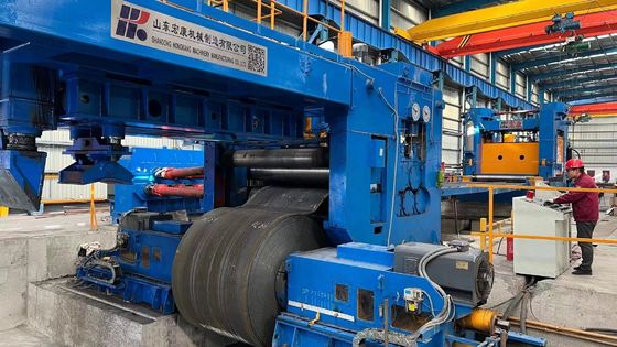 Производственная линия 730KW для разворачивания и выравнивания листов металла для длительной службы